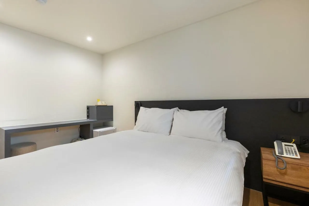 Hotel First Stay Myeongdong Seoel 2*,  Zuid-Korea