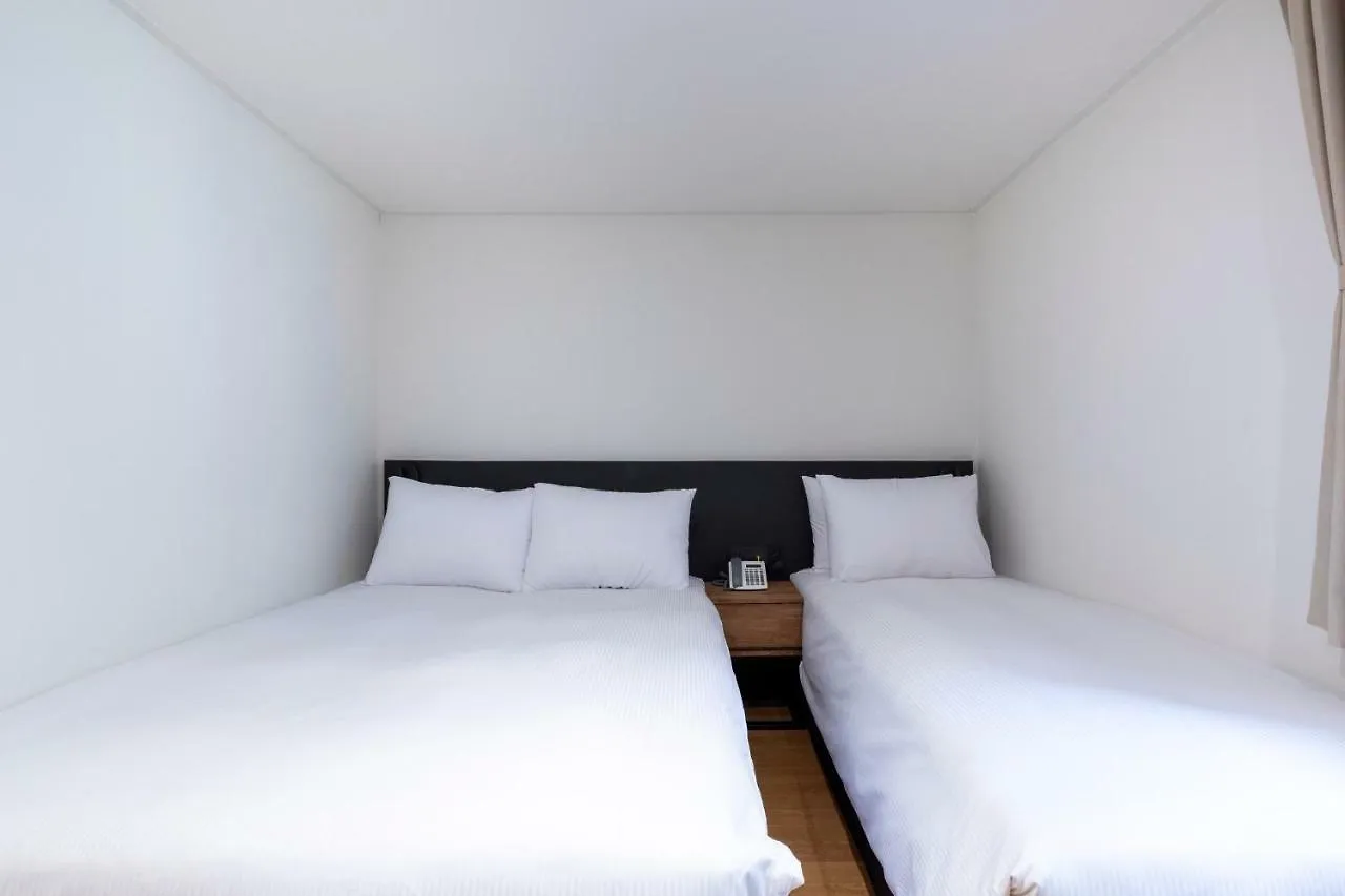 **  Hotel First Stay Myeongdong Seoel Zuid-Korea