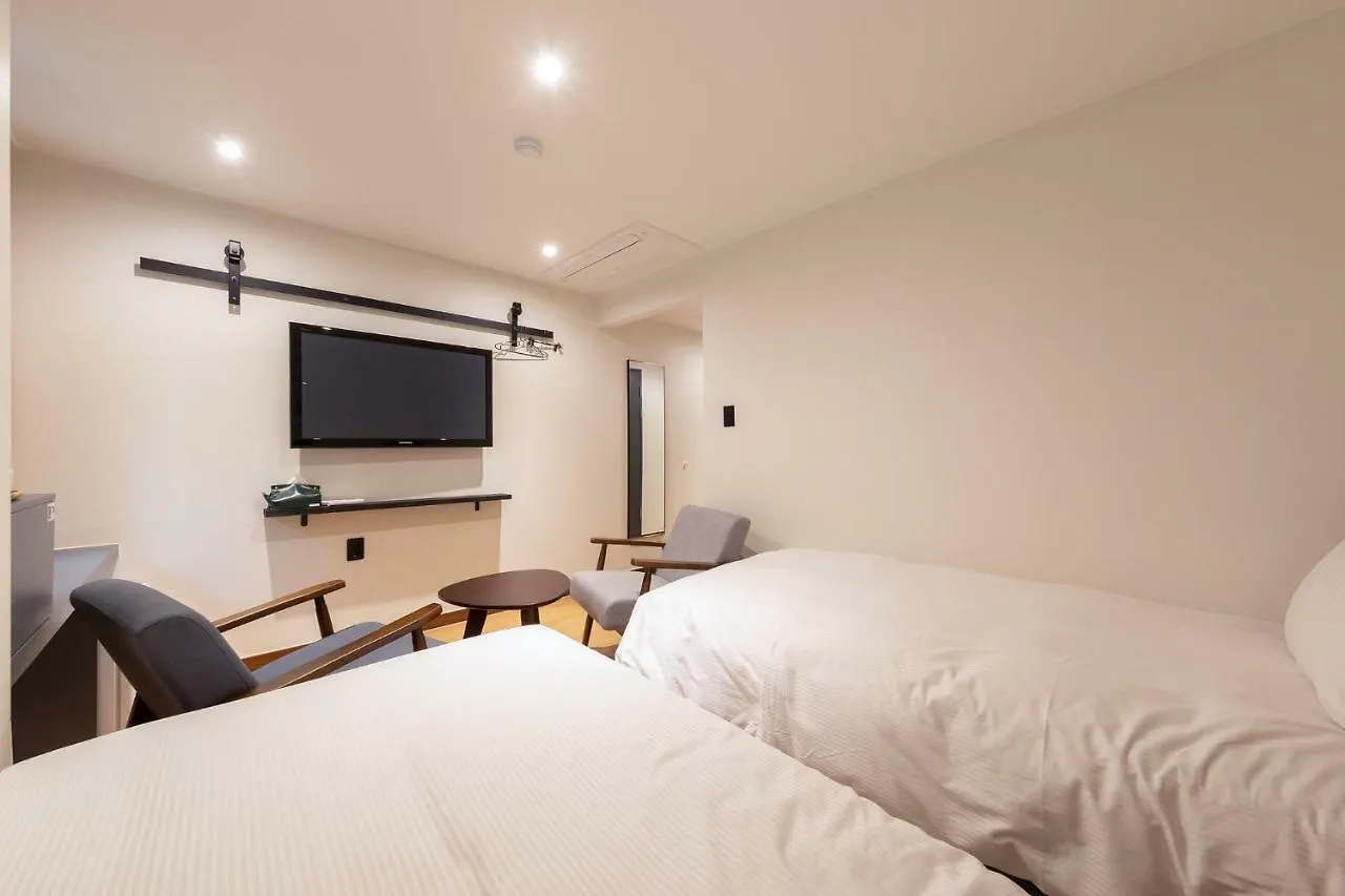 Hotel First Stay Myeongdong Seoul 3*,