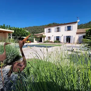 Tropez D'hotes Bed & Breakfast