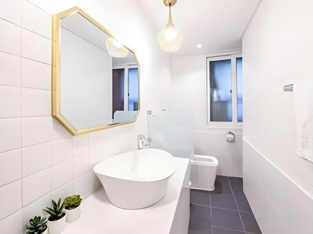 Hotel First Stay Myeongdong Seul Korea Południowa